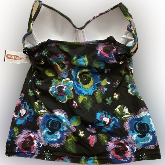 Flowers design black shirt - Picture 3 of 4